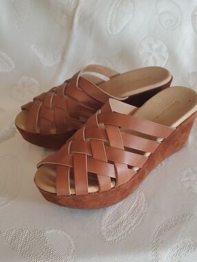 Woven Leather Wedge Slides in Brown